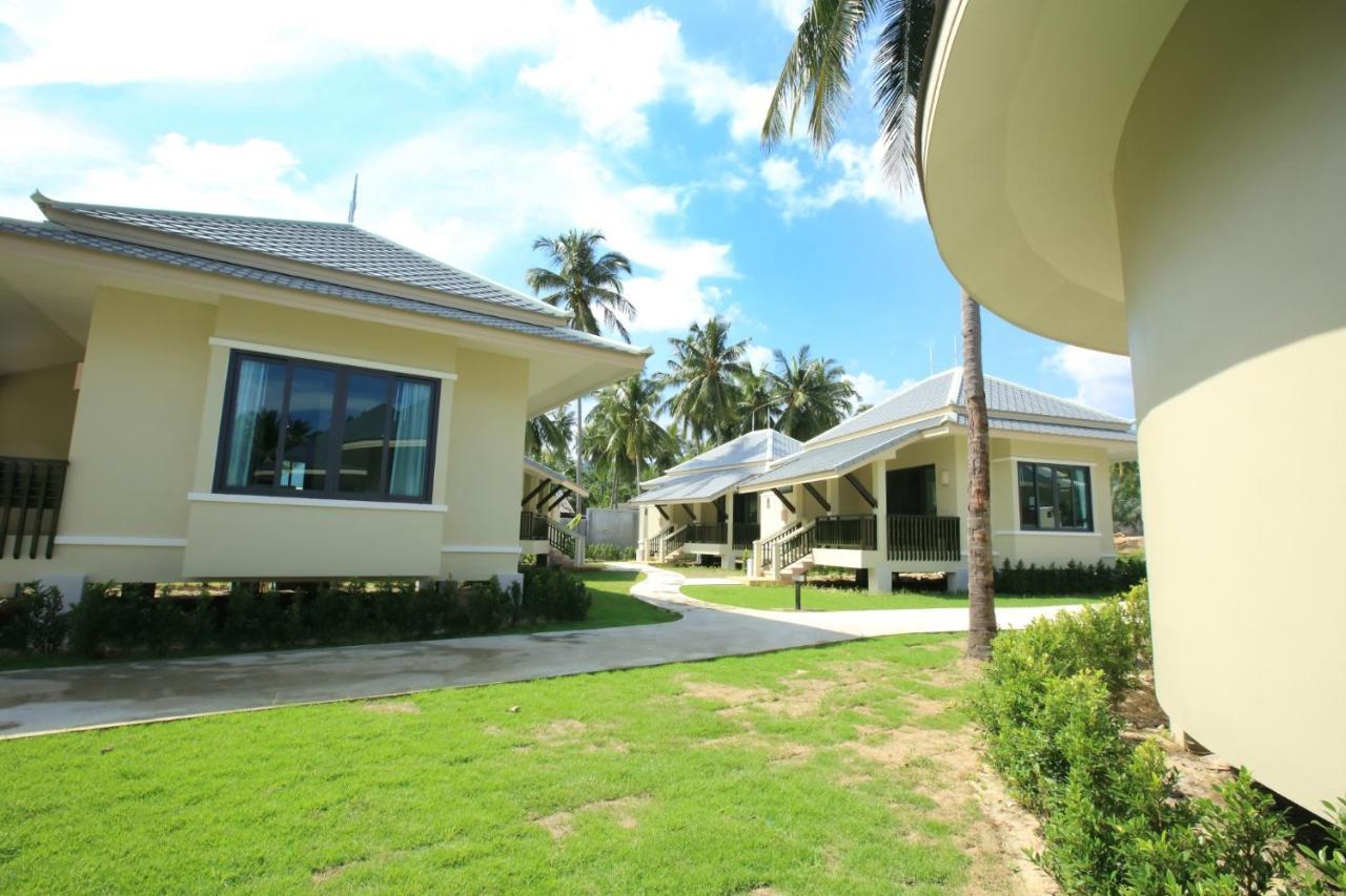 Wis Beach Khanom Exterior foto